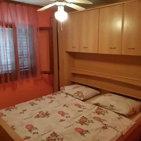 Apartmani Katica Vir Bagian luar foto