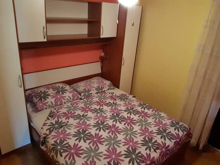 Apartmani Katica Vir Bagian luar foto